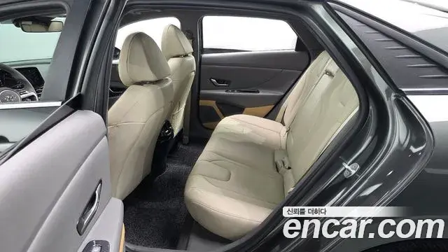 Hyundai Avante 2022 — Фото 12/20