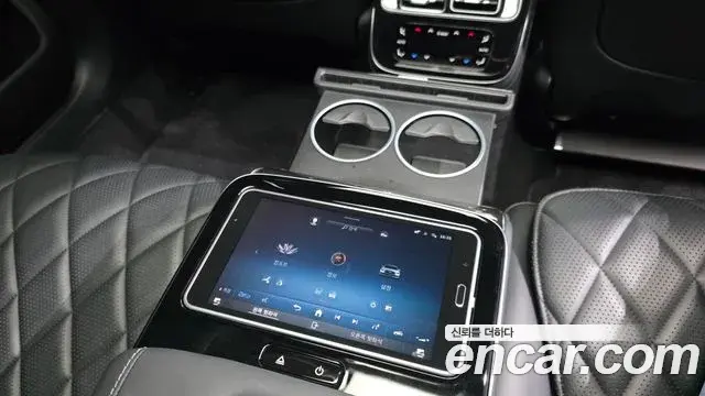 Mercedes-Benz S-Class 2022 — Photo 18/20