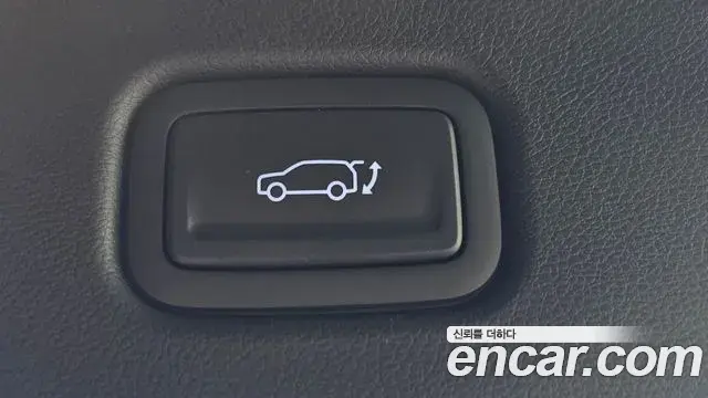 Hyundai Kona 2024 — Фото 17/20