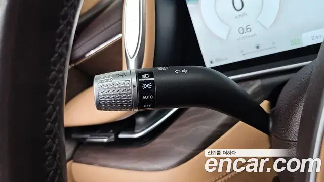 Genesis G90 2023 — Фото 19/20