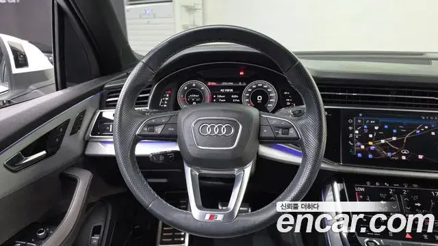 Audi Q7 2022 — Фото 12/20