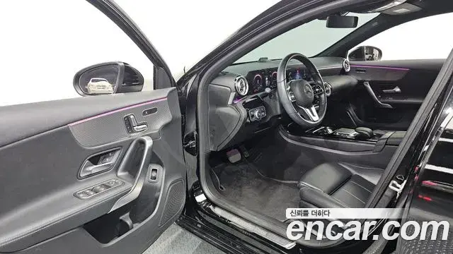 Mercedes-Benz A-Class 2021 — Фото 10/20