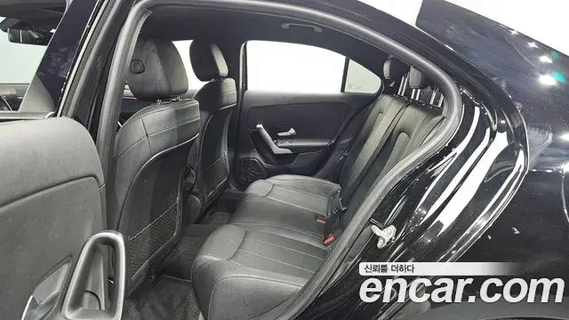 Mercedes-Benz A-Class 2021 — Фото 12/20