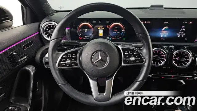 Mercedes-Benz A-Class 2021 — Фото 14/20