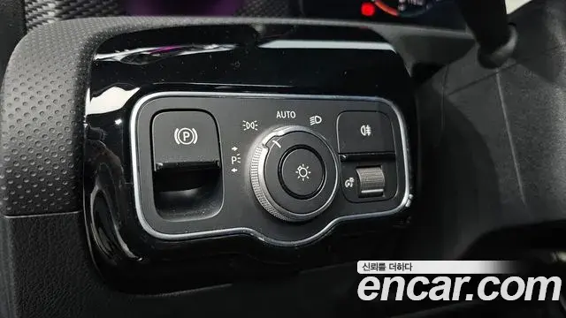 Mercedes-Benz A-Class 2021 — Фото 19/20