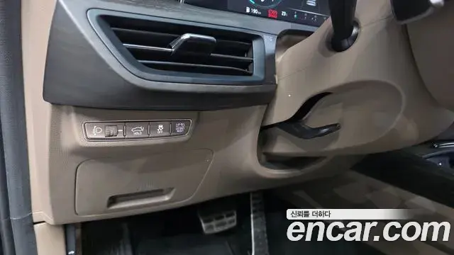 Kia K8 2022 — Photo 24/33