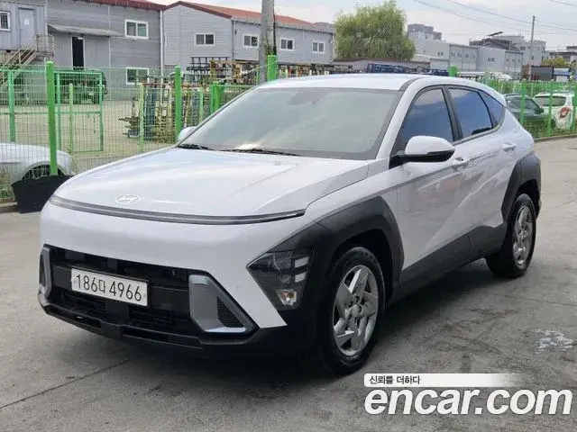 Hyundai Kona 2023 — Фото 7/7