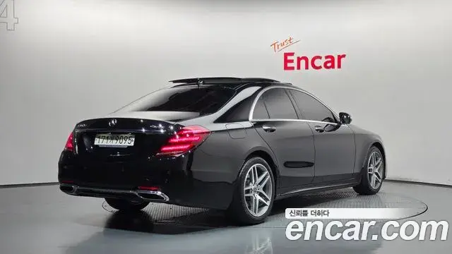 Mercedes-Benz S-Class 2020 — Фото 2/20