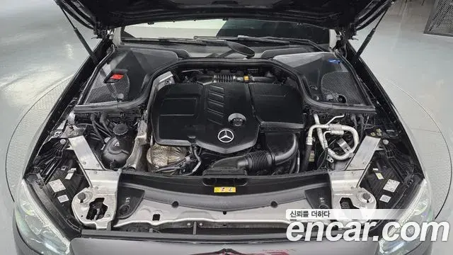 Mercedes-Benz E-Class 2021 — Фото 6/20