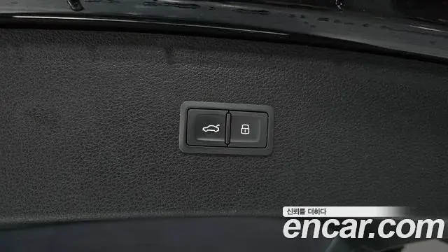 Audi Q5 2020 — Фото 18/20