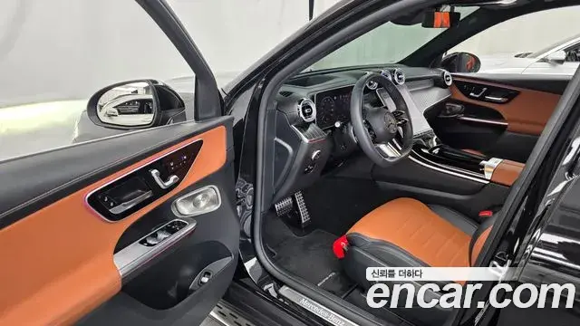 Mercedes-Benz GLC-Class 2025 — Фото 10/20