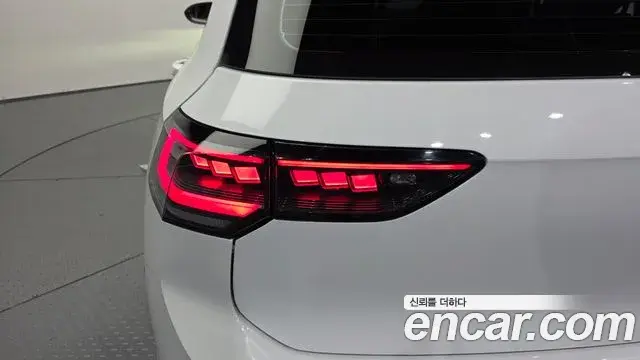 Volkswagen Golf 2025 — Photo 11/30