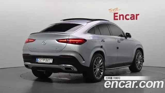 Mercedes-Benz GLE-Class 2023 — Фото 2/20