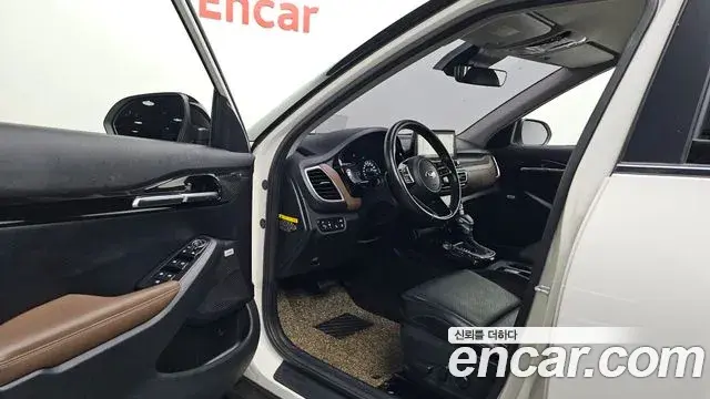 Kia Seltos 2019 — ფოტო 25/35