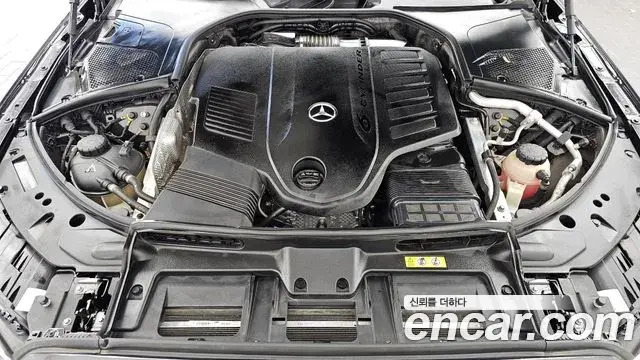 Mercedes-Benz S-Class 2021 — Фото 6/20