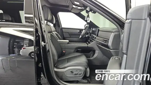 Hyundai Santa Fe 2023 — Фото 11/20