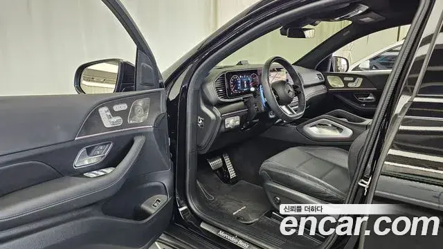 Mercedes-Benz GLE-Class 2023 — Фото 10/20