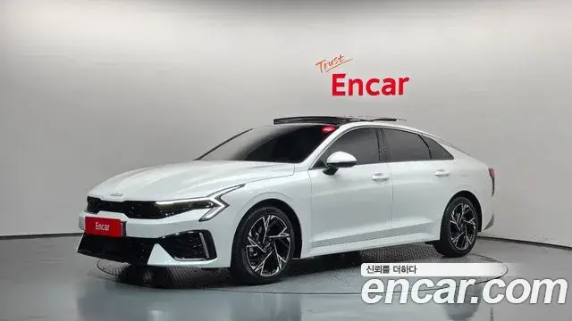 Kia K5 2024 — Şəkil 10/40