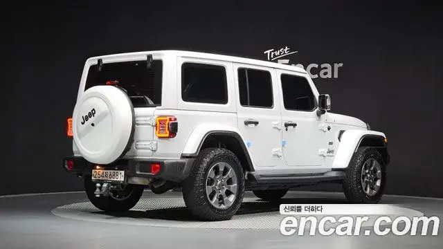 Jeep Wrangler 2019 — Фото 2/20