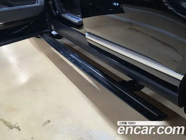 Land Rover Range Rover 2020 — ფოტო 3/20