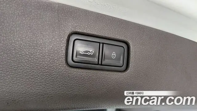 Genesis GV80 2021 — ფოტო 21/32