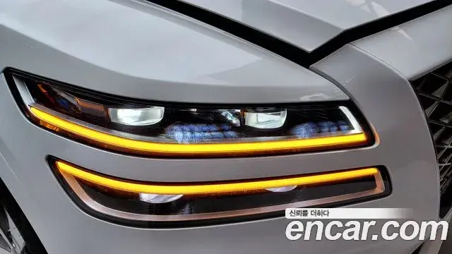 Genesis GV80 2021 — ფოტო 29/32