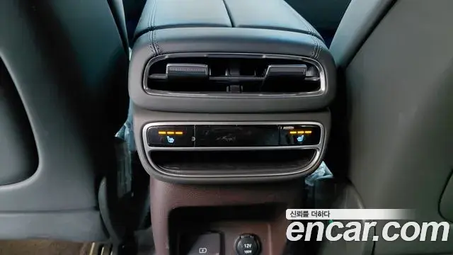 Genesis GV80 2021 — ფოტო 32/32