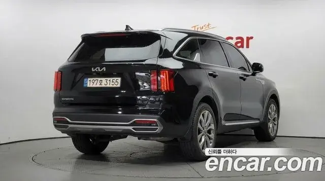 Kia Sorento 2022 — Şəkil 17/33