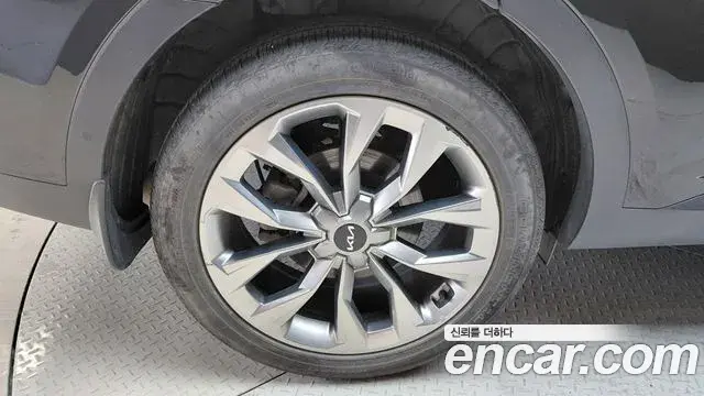 Kia Sorento 2022 — Şəkil 18/33