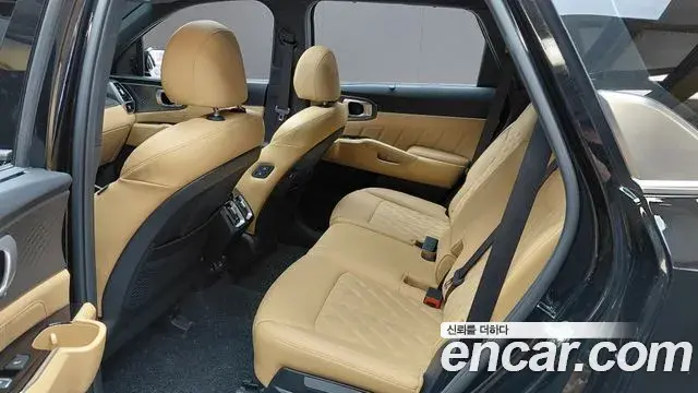 Kia Sorento 2022 — Şəkil 24/33