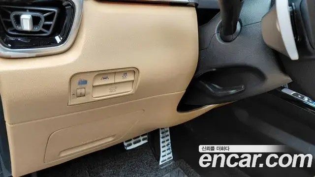 Kia Sorento 2022 — Şəkil 16/33