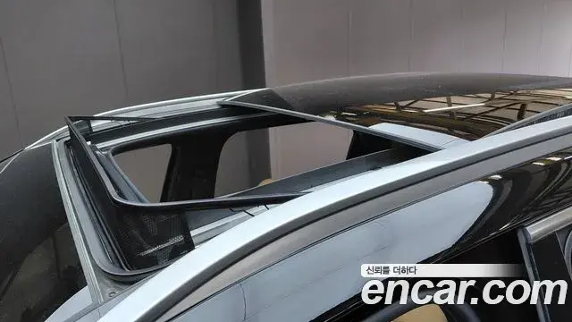 Kia Sorento 2022 — Şəkil 23/33