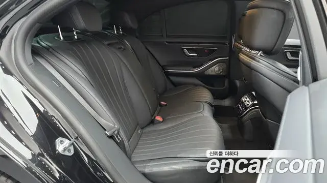 Mercedes-Benz S-Class 2023 — Фото 11/20