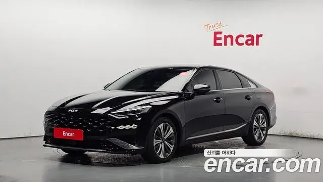 Kia K8 2022 — Photo 9/35