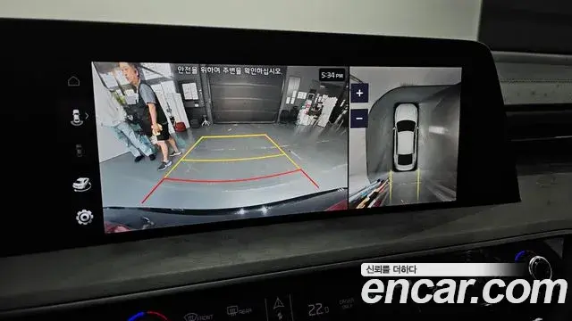 Kia K8 2022 — Photo 7/35