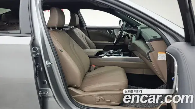 Kia K8 2023 — Şəkil 9/20