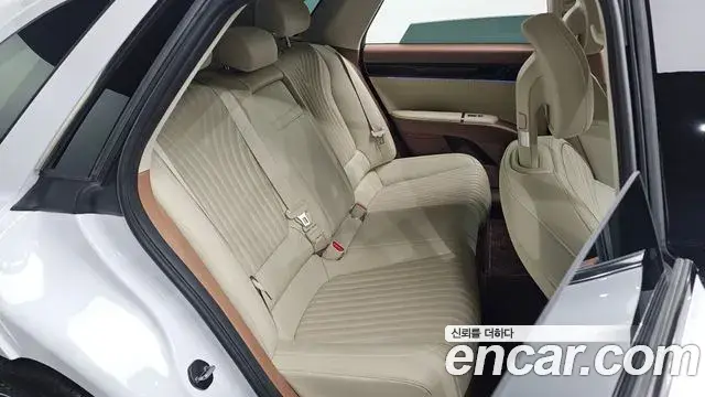 Hyundai Grandeur 2025 — Фото 11/20