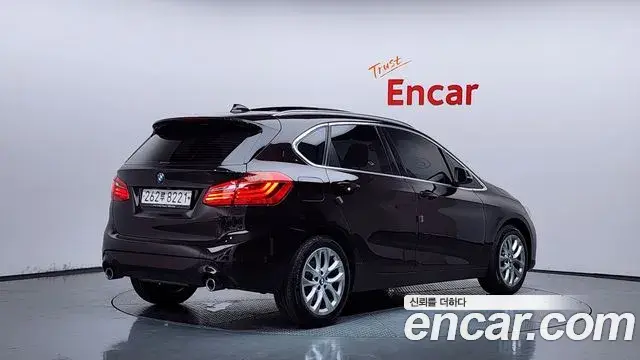 BMW 2 Series Active Tourer 2020 — Şəkil 8/20
