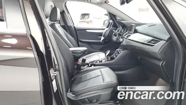 BMW 2 Series Active Tourer 2020 — Şəkil 10/20