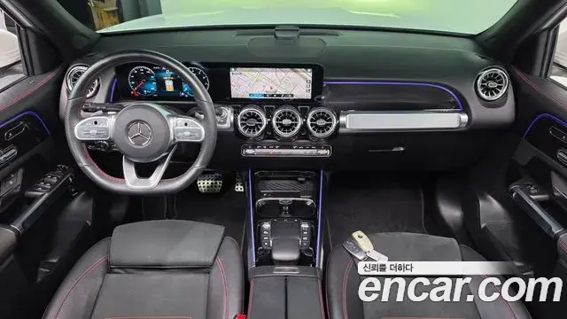 Mercedes-Benz GLB-Class 2021 — Фото 6/20