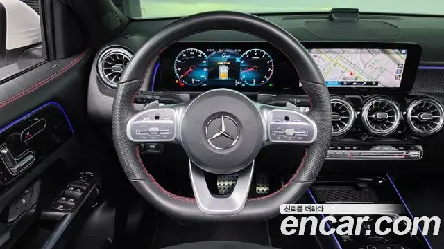 Mercedes-Benz GLB-Class 2021 — Фото 12/20