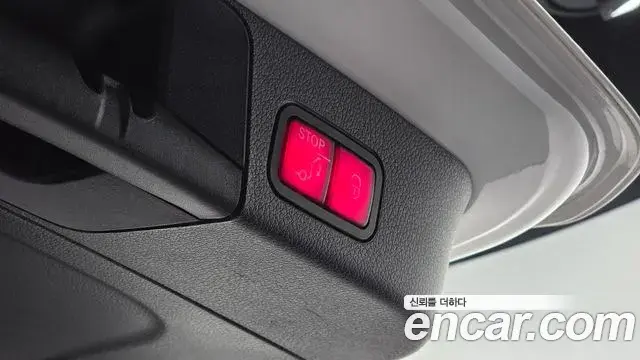 Mercedes-Benz GLB-Class 2021 — Фото 17/20