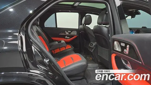Mercedes-Benz GLE-Class 2024 — Фото 11/20