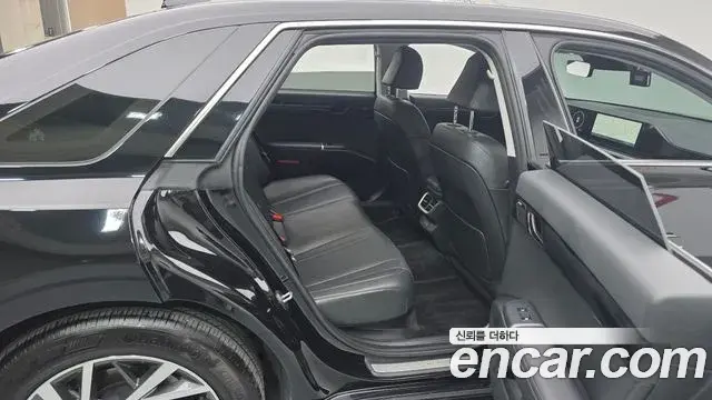 Hyundai Grandeur 2023 — Фото 11/20