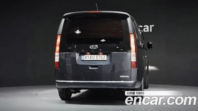Hyundai Staria 2022 — Фото 3/20