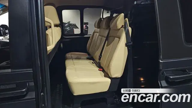 Hyundai Staria 2022 — Фото 10/20