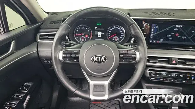 Kia K5 2020 — Фото 13/20