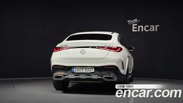 Mercedes-Benz GLC-Class 2023 — Фото 4/20