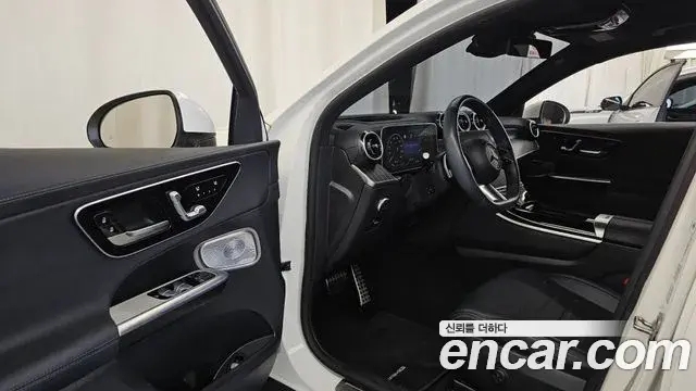 Mercedes-Benz GLC-Class 2023 — Фото 10/20