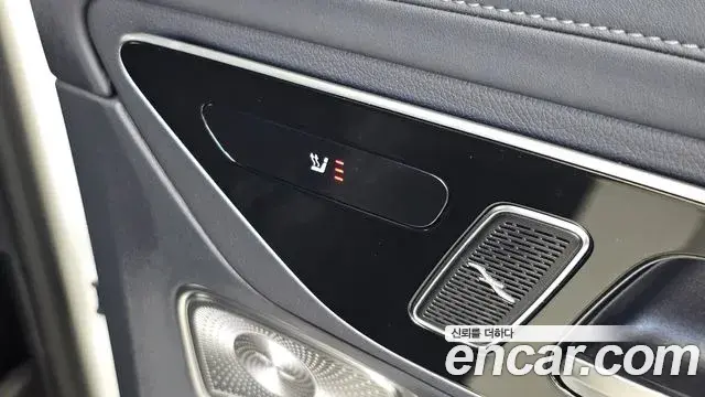 Mercedes-Benz GLC-Class 2023 — Фото 18/20